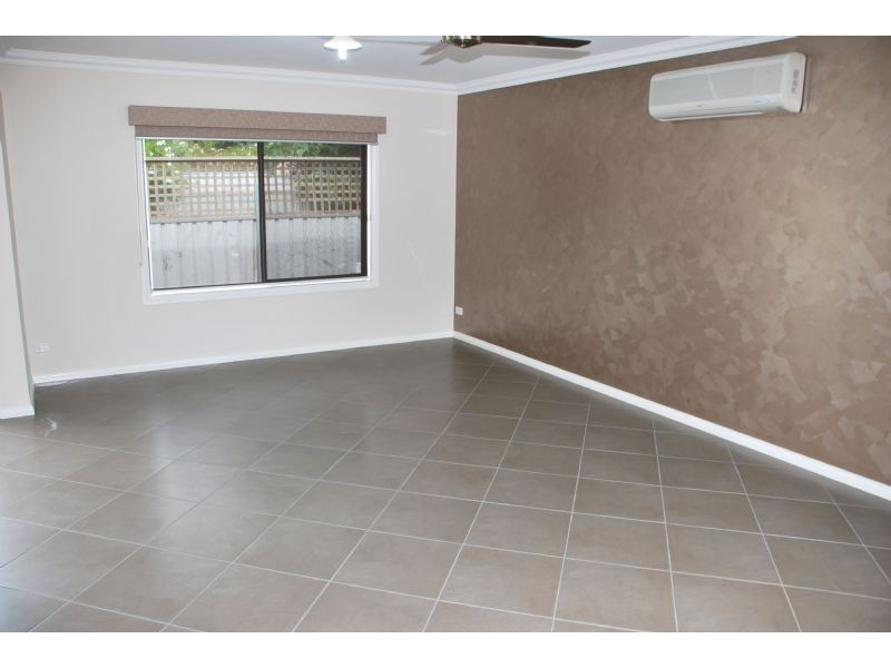 2/21 Numurkah Road, Shepparton VIC 3630