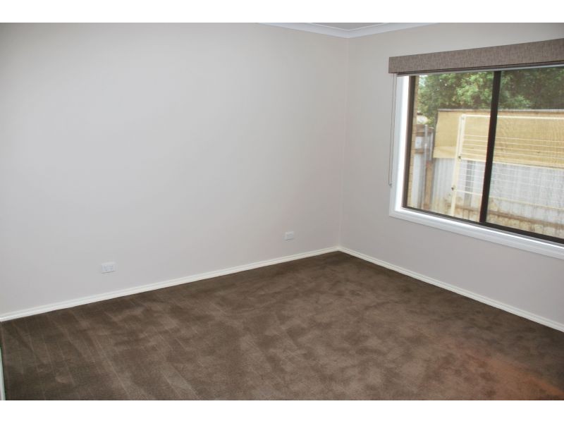 2/21 Numurkah Road, Shepparton VIC 3630