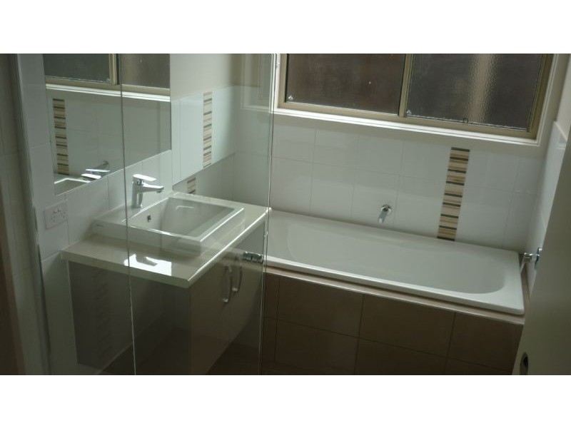 1/17 Dunkirk Avenue, Shepparton VIC 3630