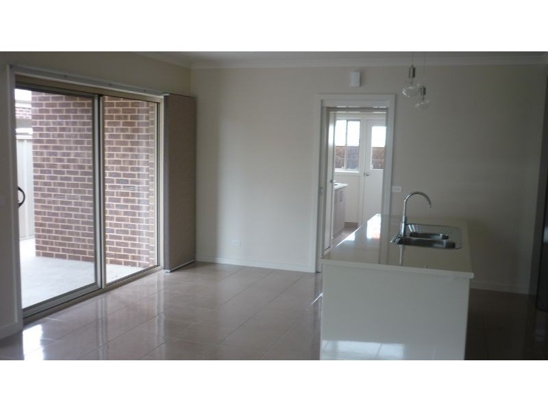 1/17 Dunkirk Avenue, Shepparton VIC 3630