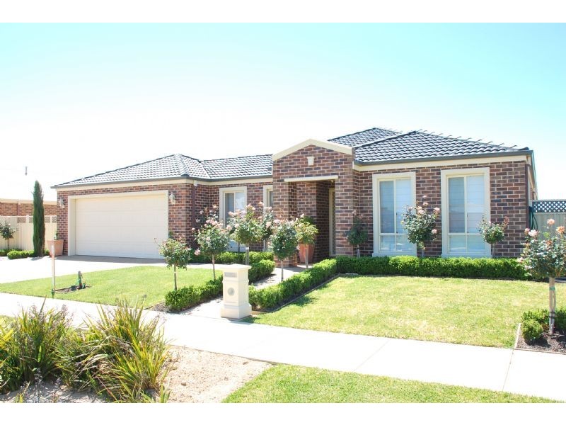 218 Waranga Drive, Kialla VIC 3631