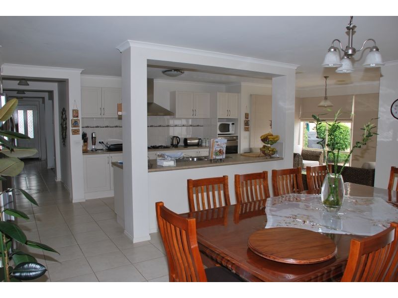 218 Waranga Drive, Kialla VIC 3631