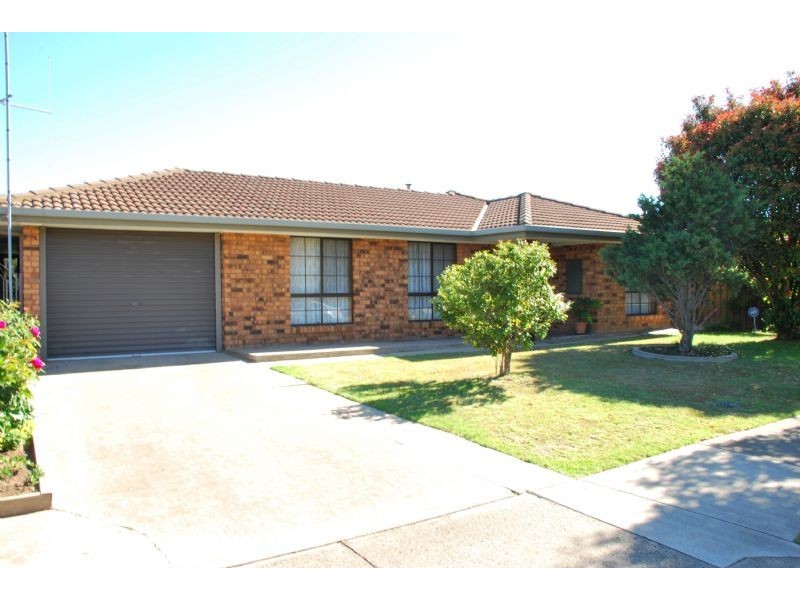 16 Mccubbin Drive, Shepparton VIC 3630