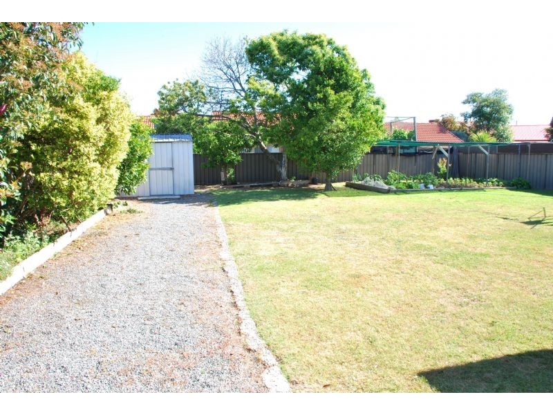 16 Mccubbin Drive, Shepparton VIC 3630