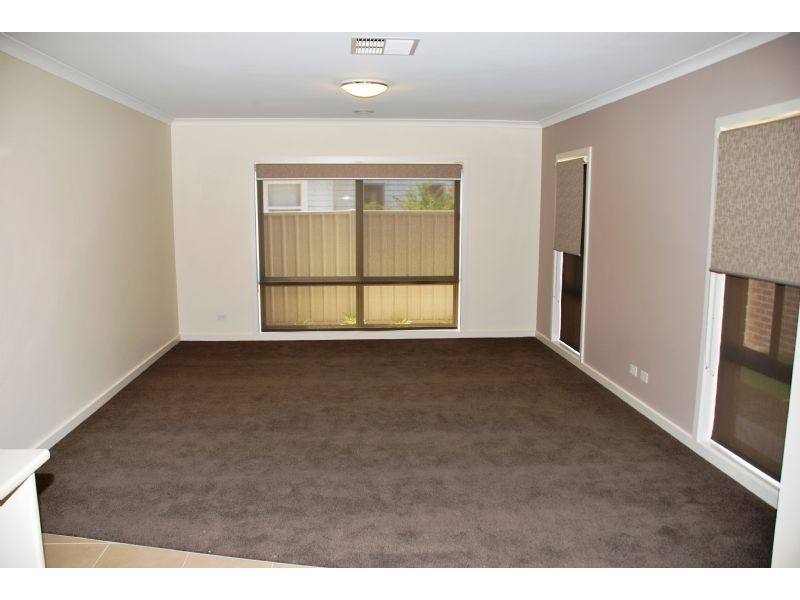 1/17 Dunkirk Avenue, Shepparton VIC 3630