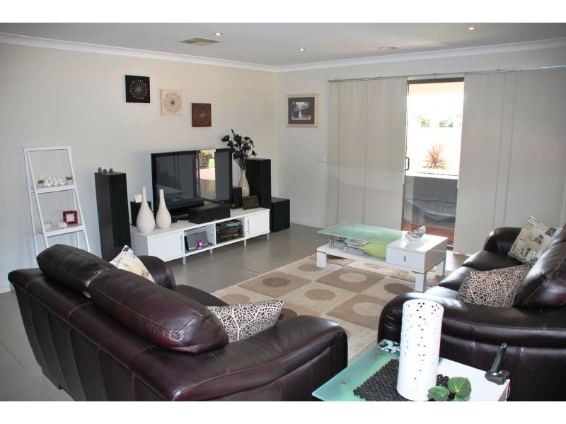 3 Buckworth, Kialla VIC 3631