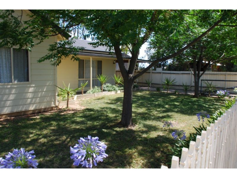 11 Wren, Toolamba VIC 3614