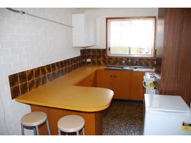 8/10 Hayes, Shepparton VIC 3630