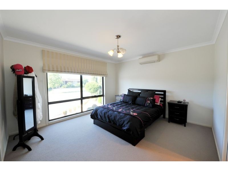 16 Friesian Crescent, Shepparton VIC 3630