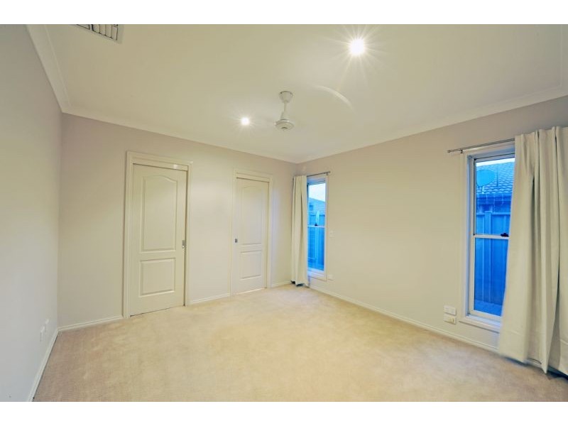 2/18 Maude, Shepparton VIC 3630