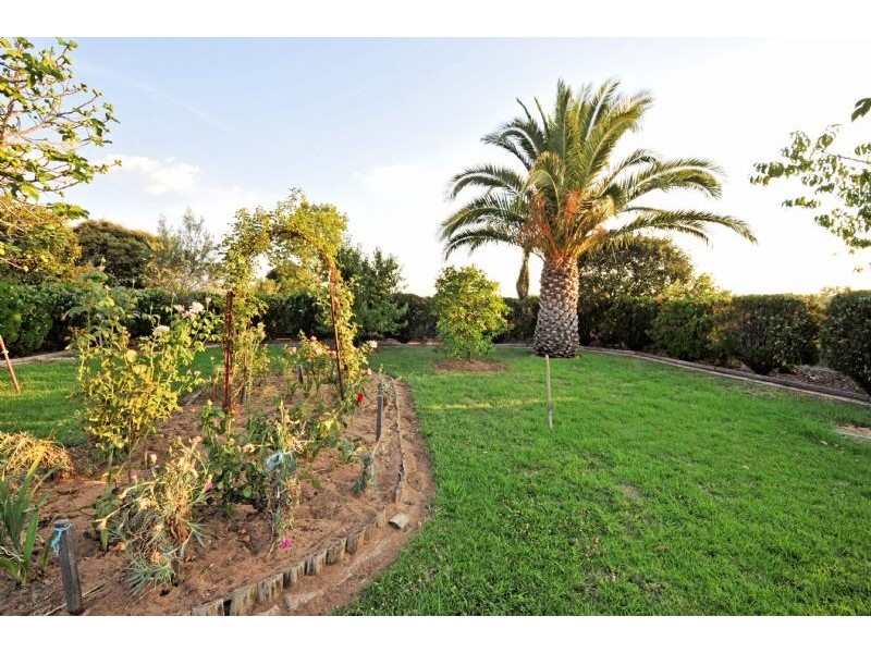 17 Gennari Road, Kialla VIC 3631