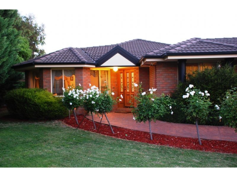 3 Hepburn Place, Kialla VIC 3631