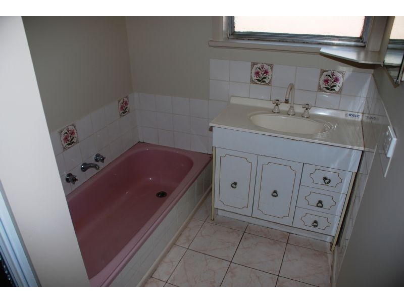 55 Annerley Avenue, Shepparton VIC 3630