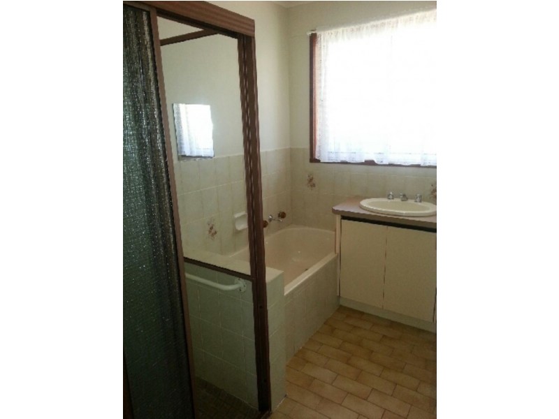 2/13 Hassett Street, Shepparton VIC 3630