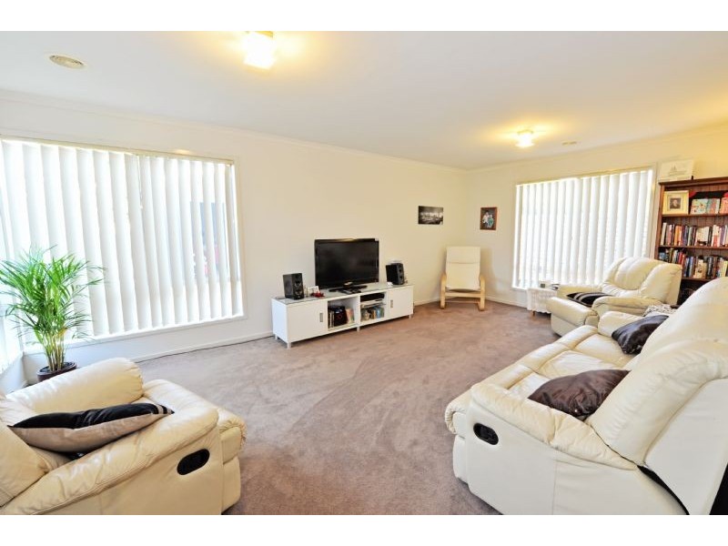 29 Plover Drive, Kialla VIC 3631