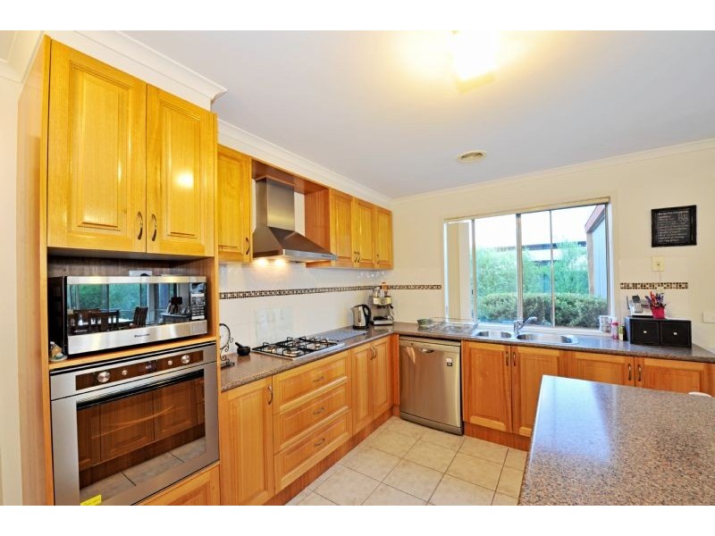 29 Plover Drive, Kialla VIC 3631