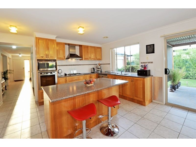 29 Plover Drive, Kialla VIC 3631