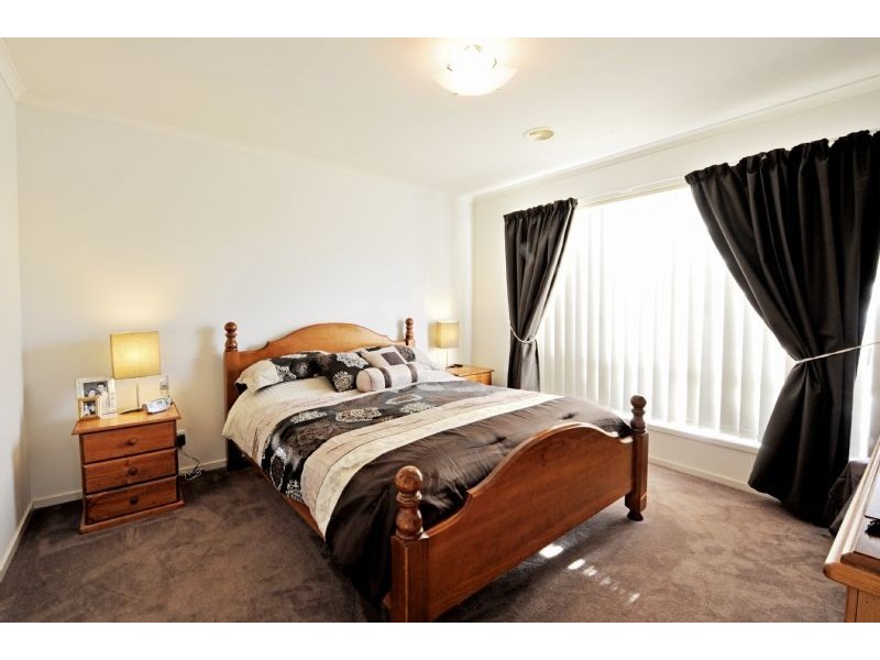 29 Plover Drive, Kialla VIC 3631