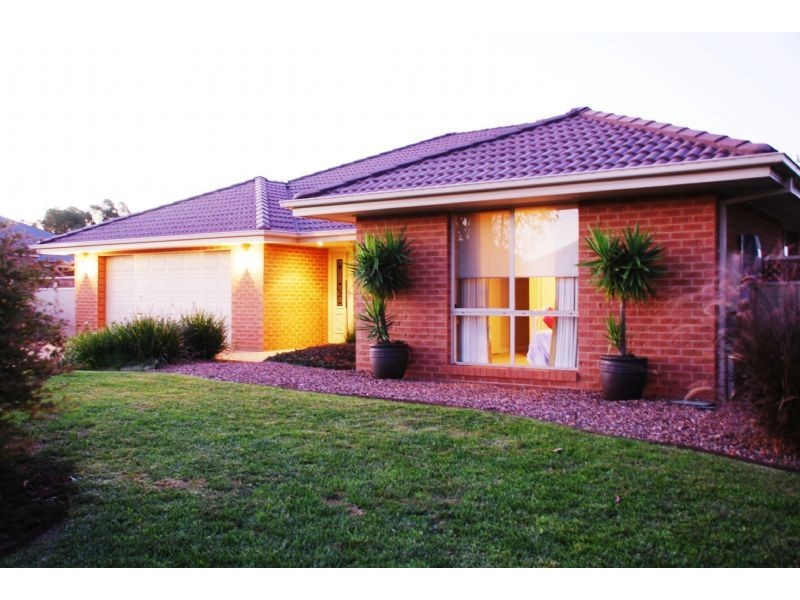 4 Wonga Place, Kialla VIC 3631