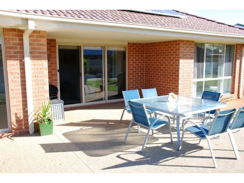 4 Wonga Place, Kialla VIC 3631