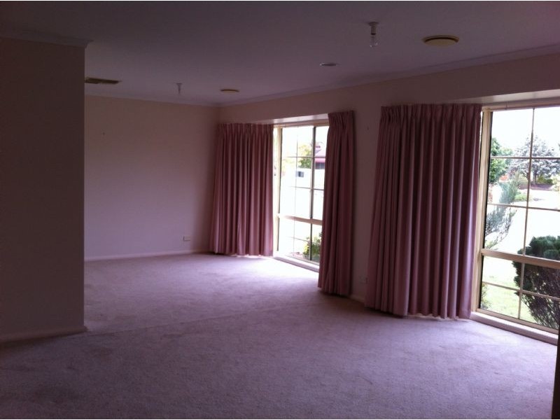 6 McMahon Court, Shepparton VIC 3630