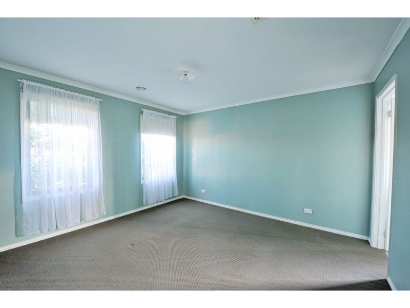 2 Almond Place, Shepparton VIC 3630