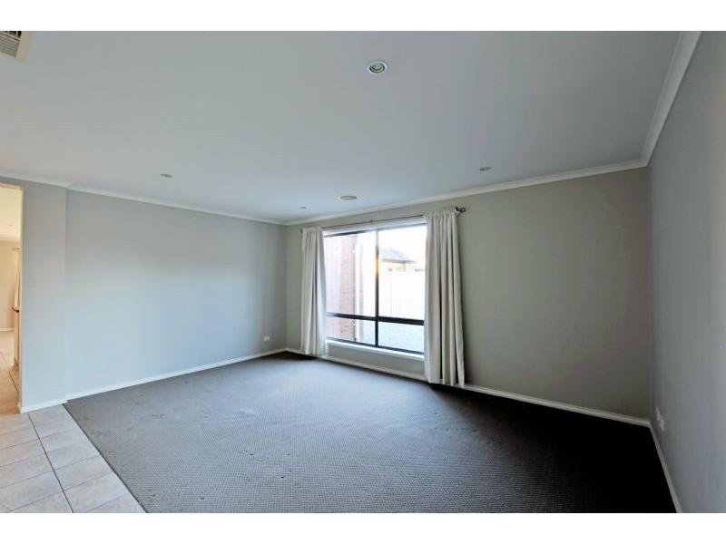 2 Almond Place, Shepparton VIC 3630