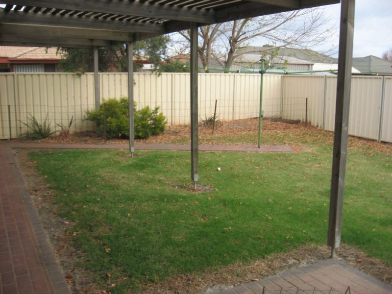 8 Polwarth Place, Shepparton VIC 3630