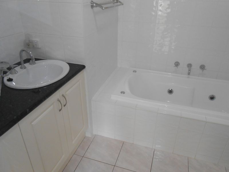 1/218 Fryers Street, Shepparton VIC 3630