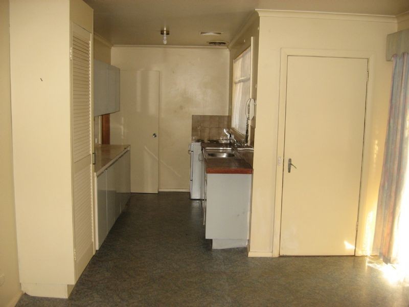 34 Hampshire Crescent, Shepparton VIC 3630