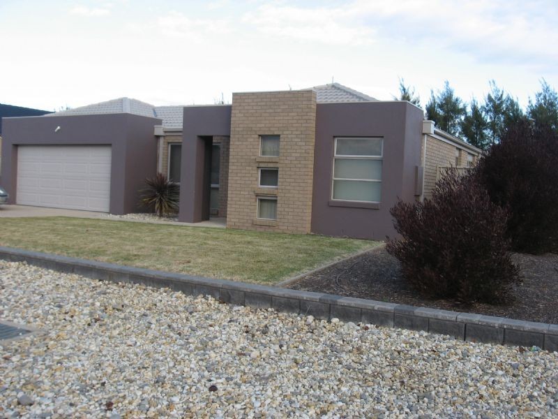 7 Cherry Court, Shepparton VIC 3630