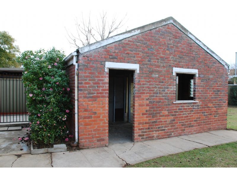 107 Sobraon Street, Shepparton VIC 3630