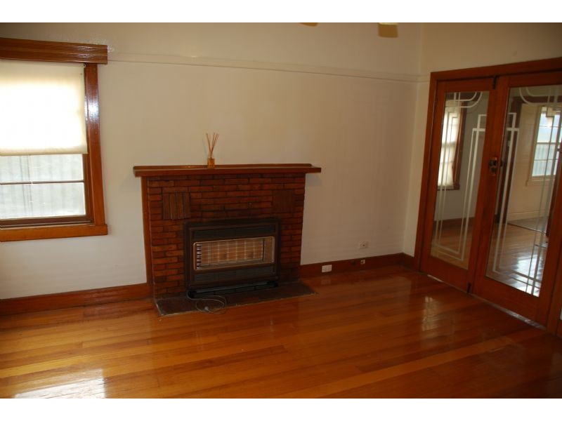 107 Sobraon Street, Shepparton VIC 3630