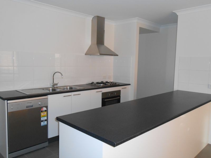 9 Teatree Place, Kialla VIC 3631