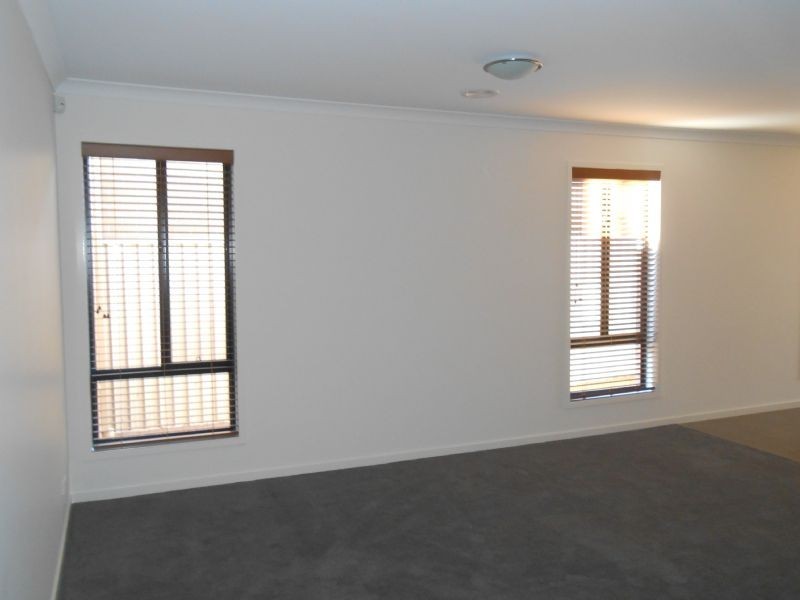 9 Teatree Place, Kialla VIC 3631