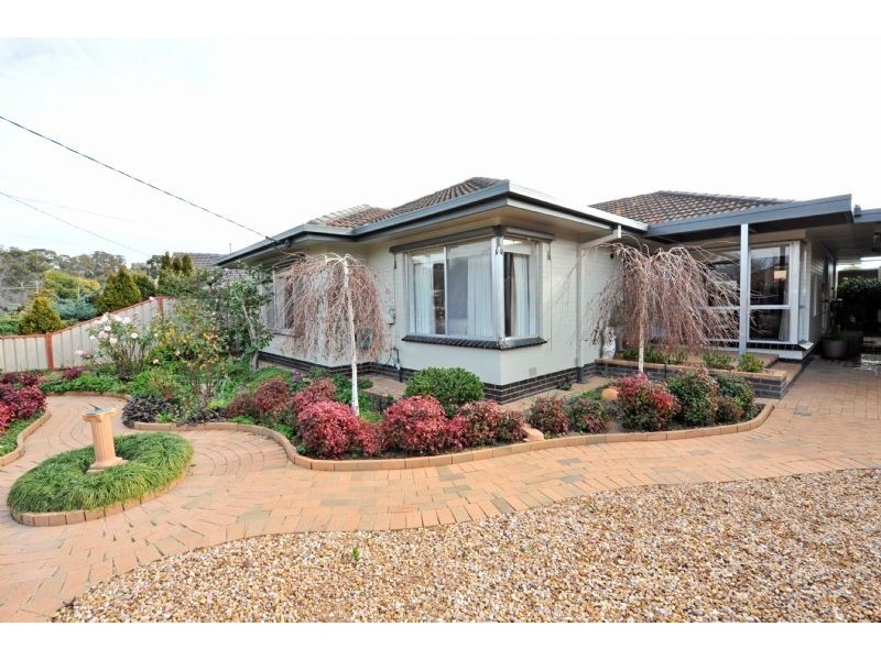 8 Carr Street, Shepparton VIC 3630