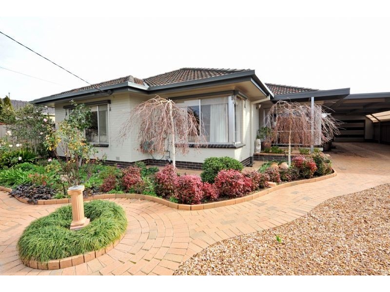 8 Carr Street, Shepparton VIC 3630