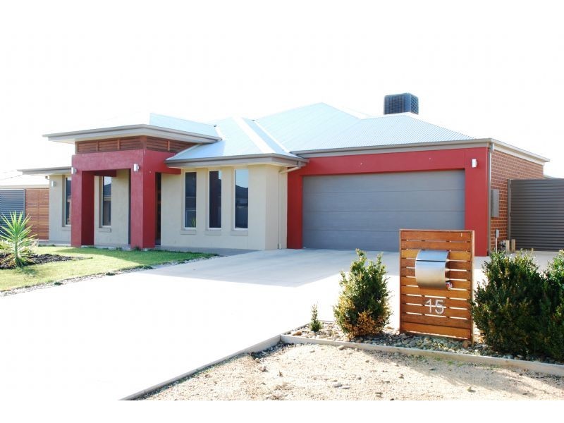 15 Brambuck Avenue, Kialla VIC 3631