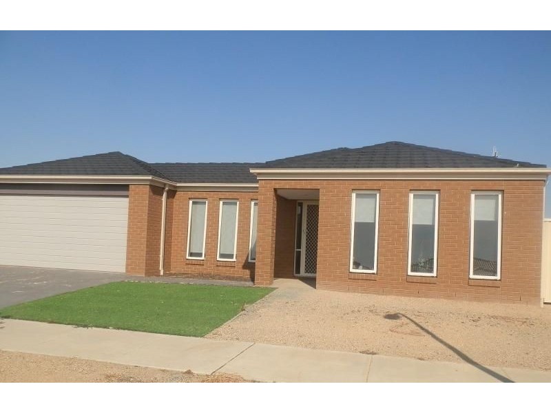 4 Sherwood Court, Shepparton VIC 3630