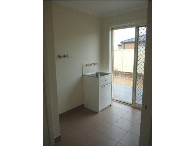 4 Sherwood Court, Shepparton VIC 3630