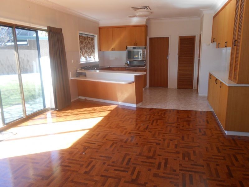 61 Lincoln Drive, Shepparton VIC 3630