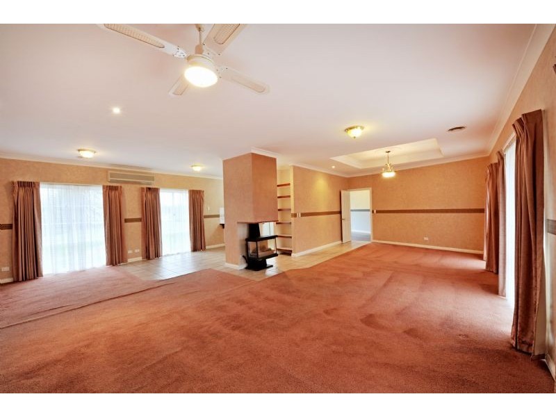 23 Teasdale Crescent, Kialla VIC 3631