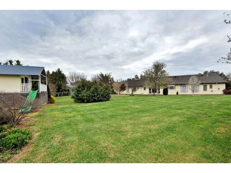 23 Teasdale Crescent, Kialla VIC 3631