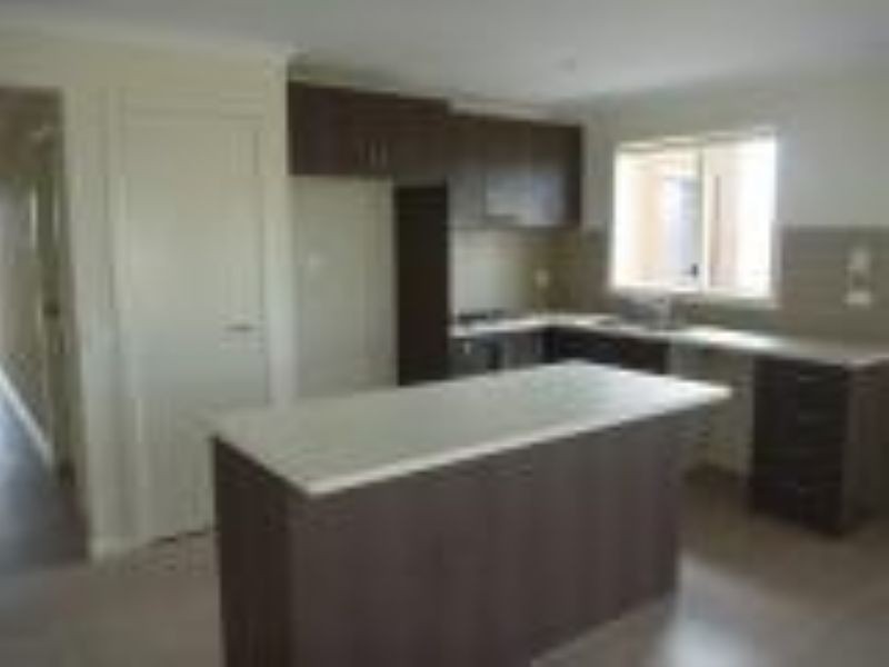 18 Westminster Avenue, Shepparton VIC 3630