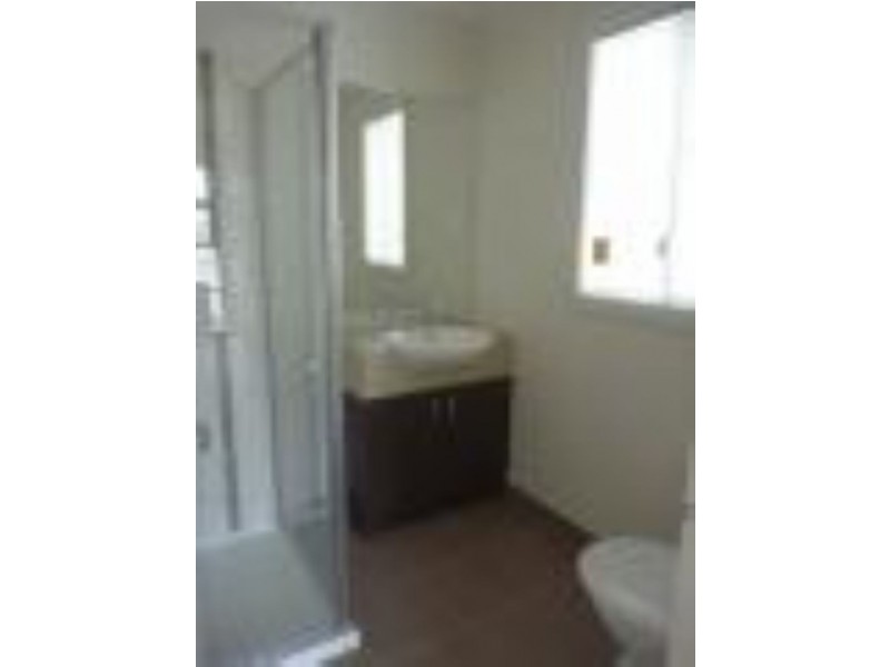 18 Westminster Avenue, Shepparton VIC 3630