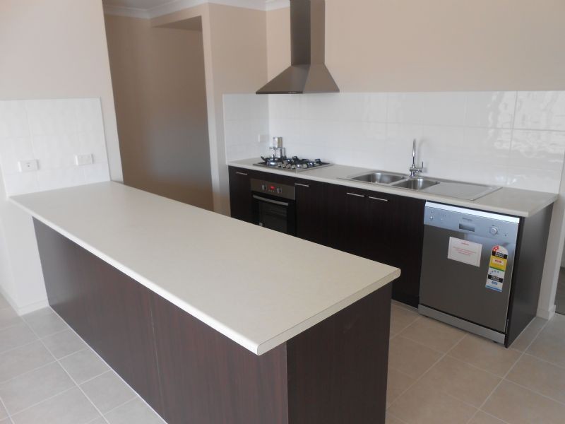 1 Tea Tree Place, Kialla VIC 3631