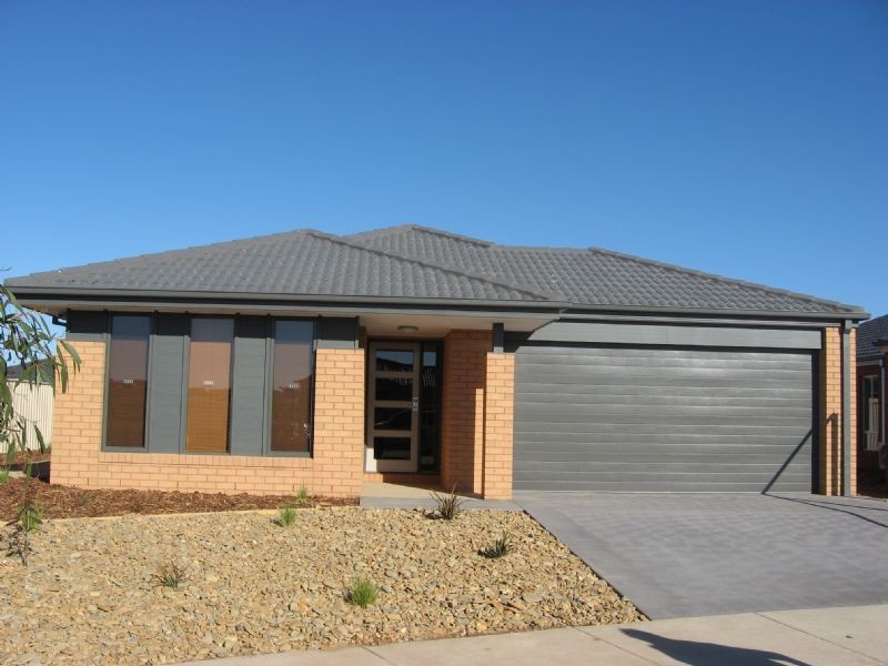 12 Emperor Road, Kialla VIC 3631