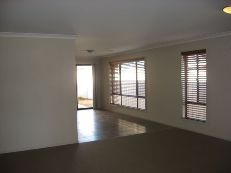 12 Emperor Road, Kialla VIC 3631