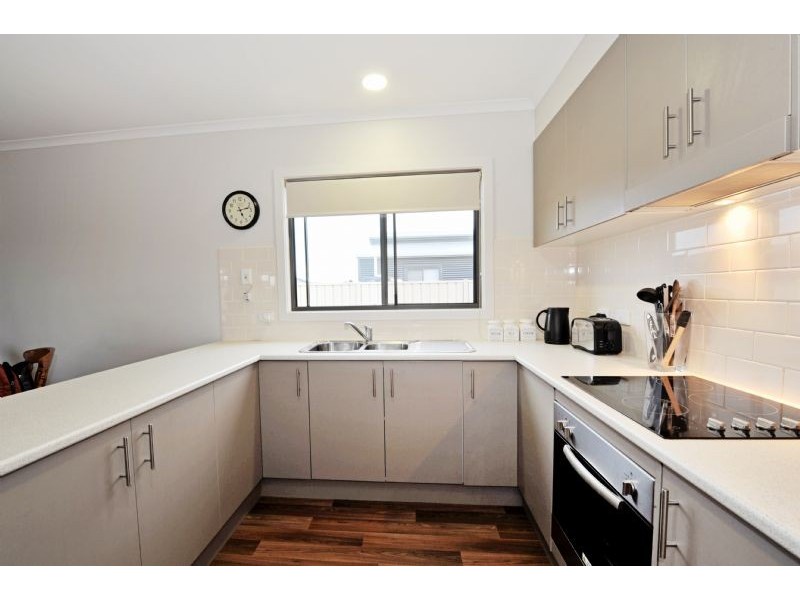 14 Strauss Avenue, Shepparton VIC 3630
