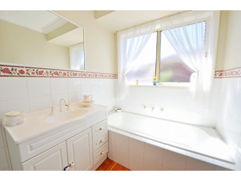 5 Bass Court, Shepparton VIC 3630